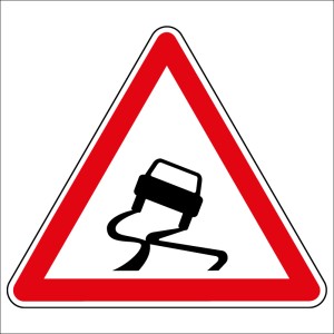 Panneau de danger - Chaussée glissante